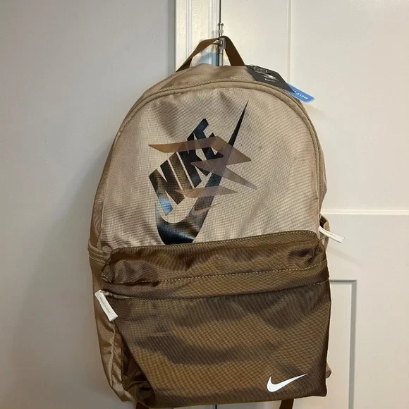Backpack NIKE - Picture 2 of 11